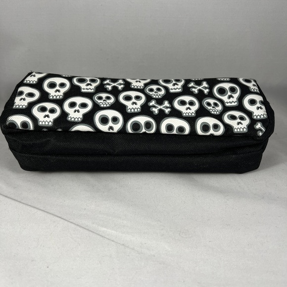 2 Skull Pouches Black White Skull Crossbones Gothic Alternative Spooky Edgy Cool - Picture 6 of 12
